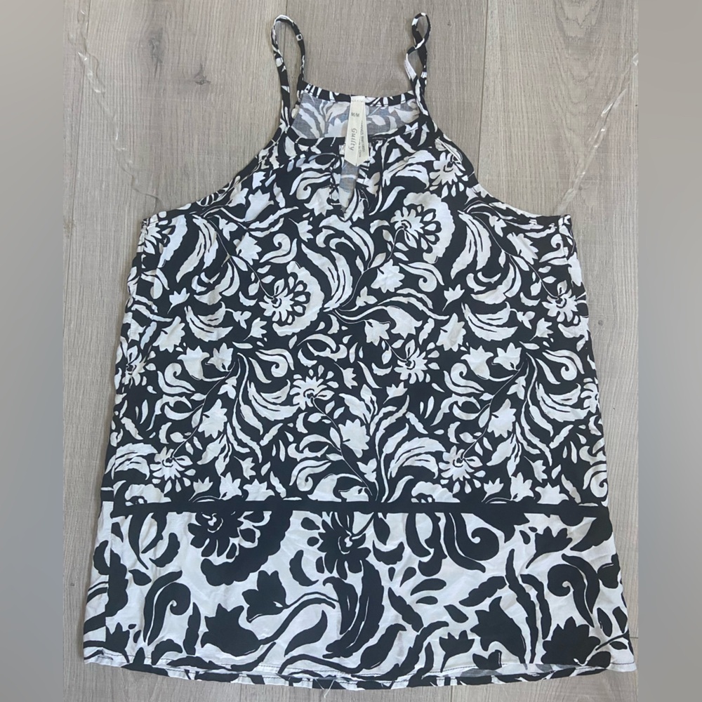 Guilty Floral Black and White Women's Top size medium